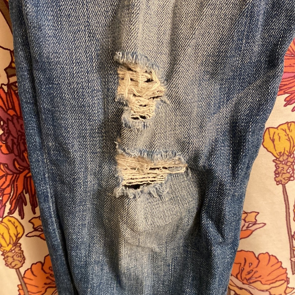 Joe’s Jeans Distressed Vintage Reserve Skinny Ankle Jeans - Picture 4 of 8